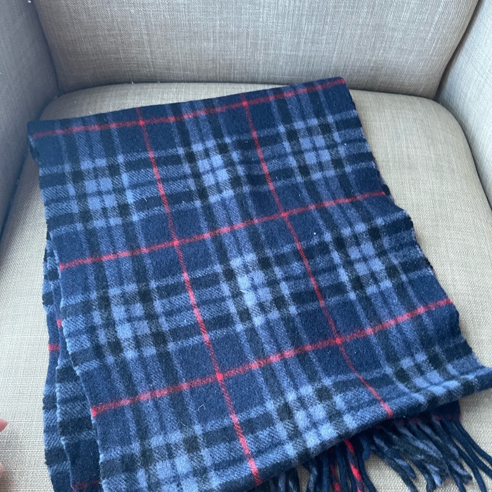 Authentic Burberrys vintage nova check blue wool scarf (F309) - Picture 6 of 7
